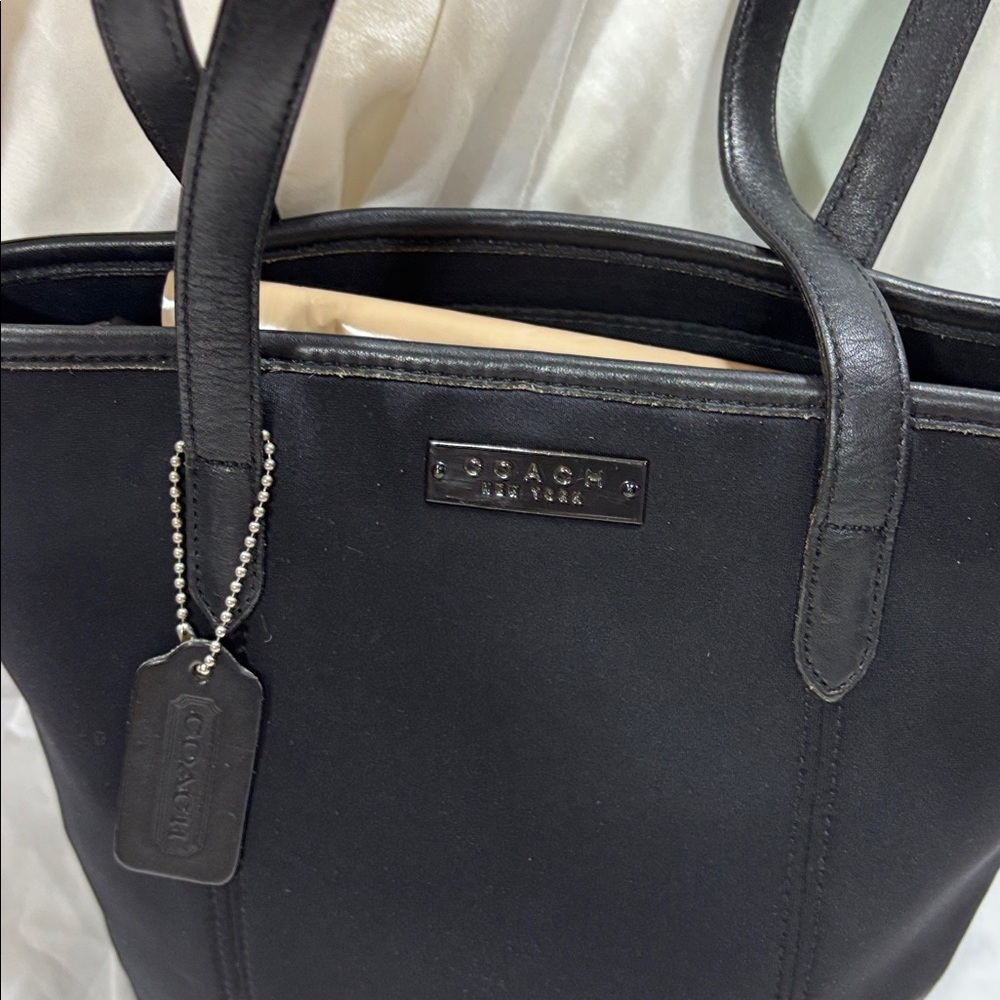 Coach New York Neoprene Tote Bag Black Leather Trim Center Zip Purse - Picture 3 of 11